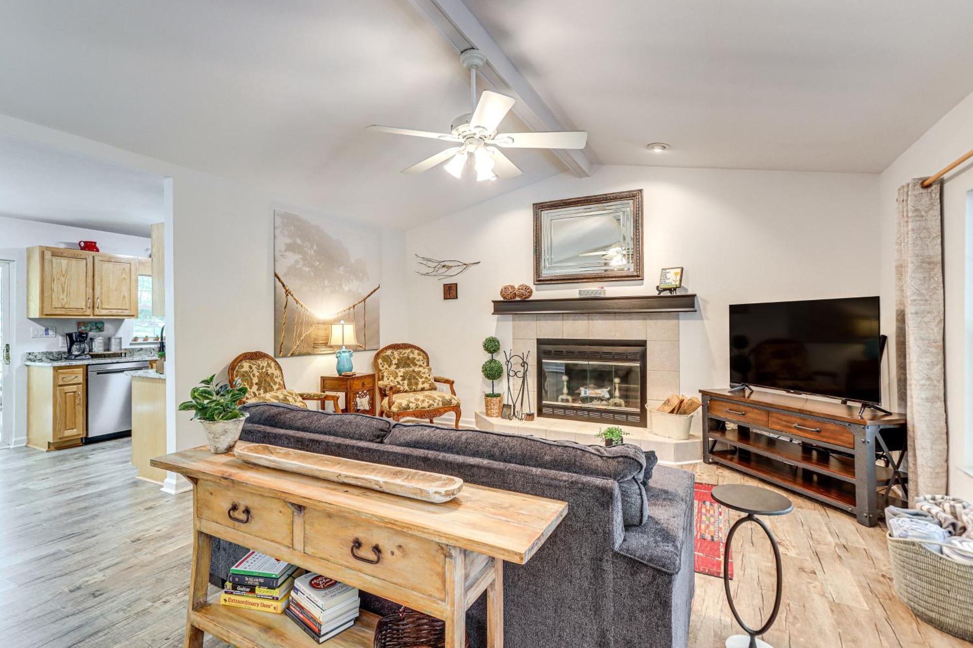 Pet-Friendly Home With Hot Tub In Blue Ridge! Экстерьер фото