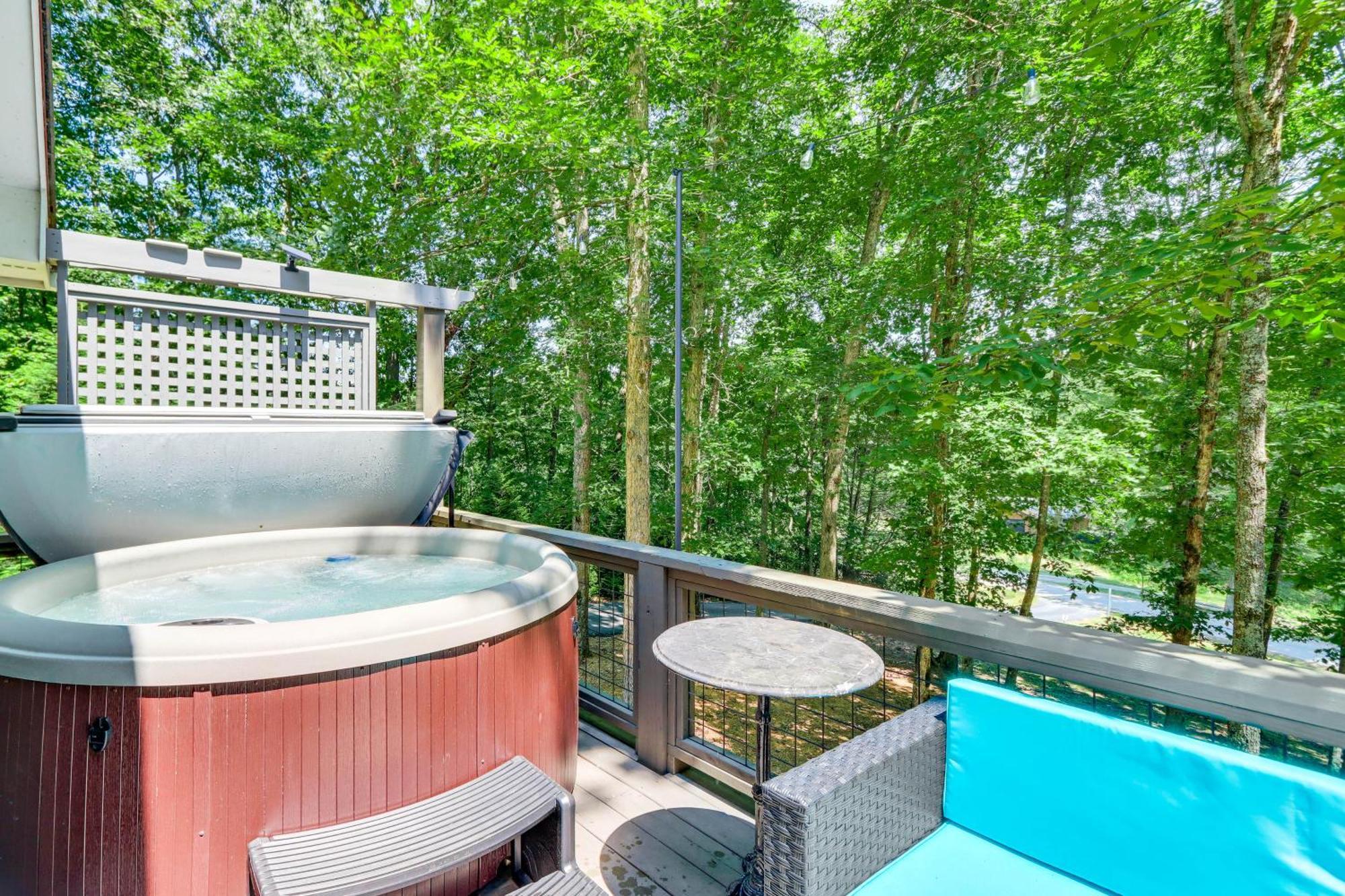 Pet-Friendly Home With Hot Tub In Blue Ridge! Экстерьер фото